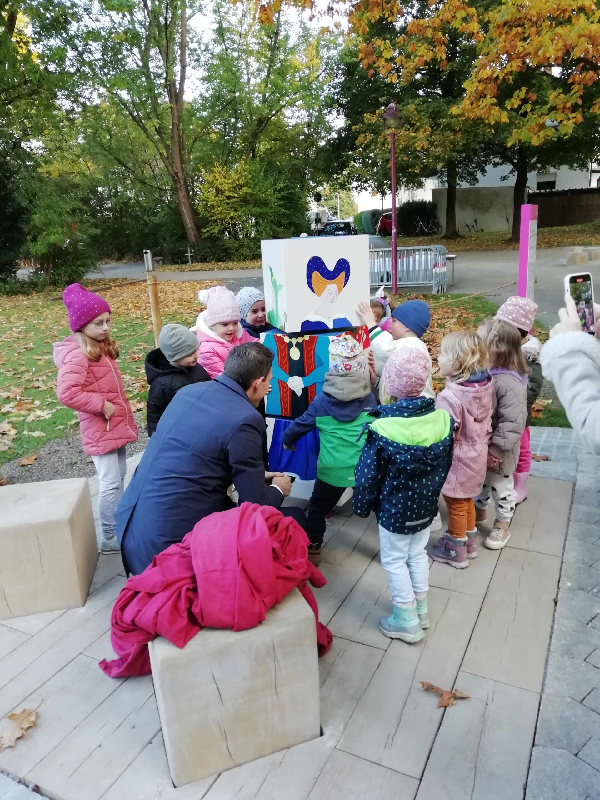 Weingartens Kinder erfahren die Welfensage